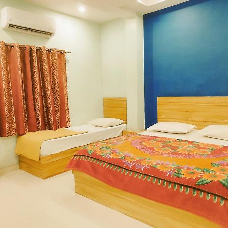 Hotel Guru Kripa - 500Mtr From Shreenathji Temple Nāthdwāra エクステリア 写真