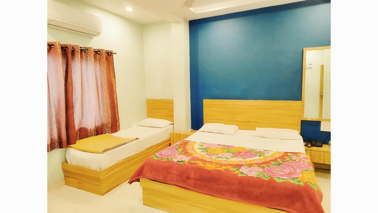 Hotel Guru Kripa - 500Mtr From Shreenathji Temple Nāthdwāra エクステリア 写真
