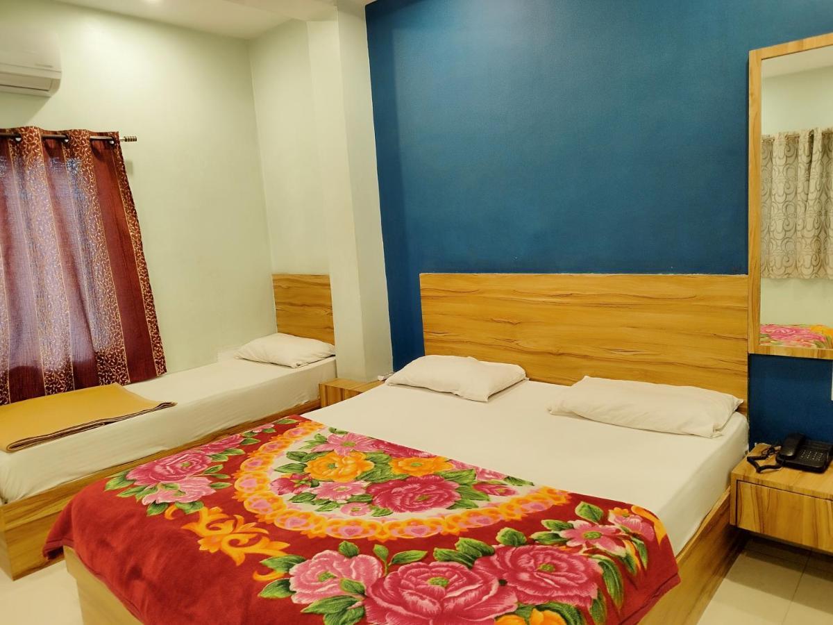 Hotel Guru Kripa - 500Mtr From Shreenathji Temple Nāthdwāra エクステリア 写真
