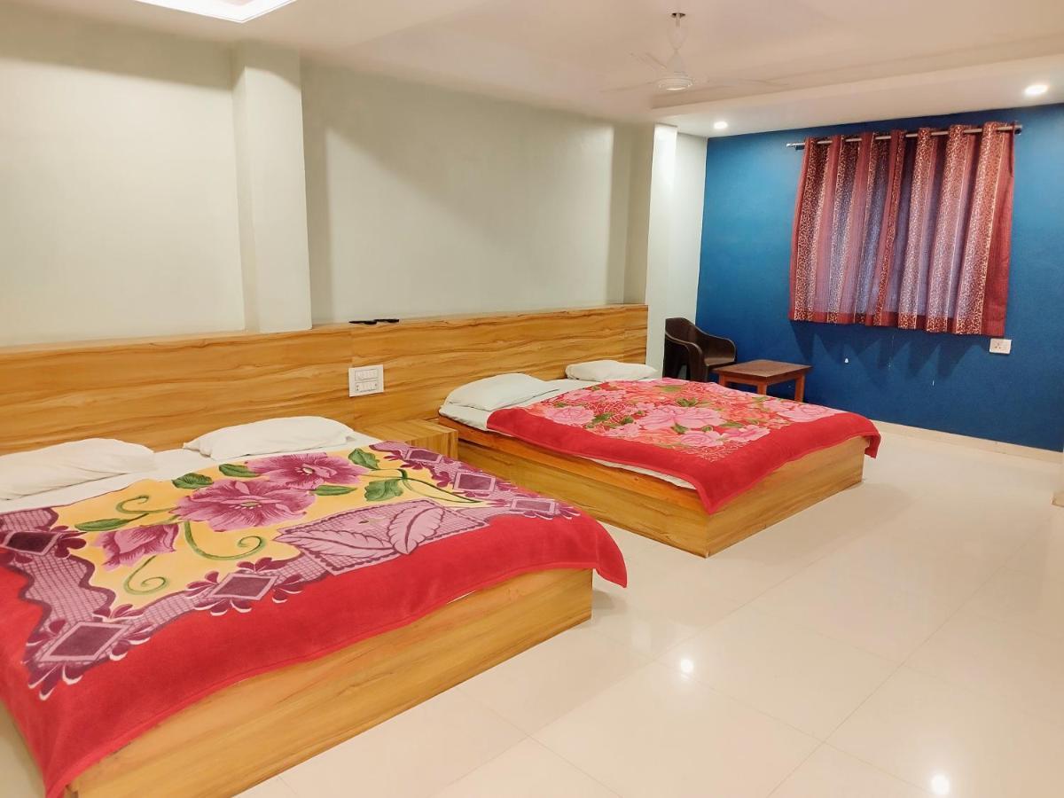Hotel Guru Kripa - 500Mtr From Shreenathji Temple Nāthdwāra エクステリア 写真